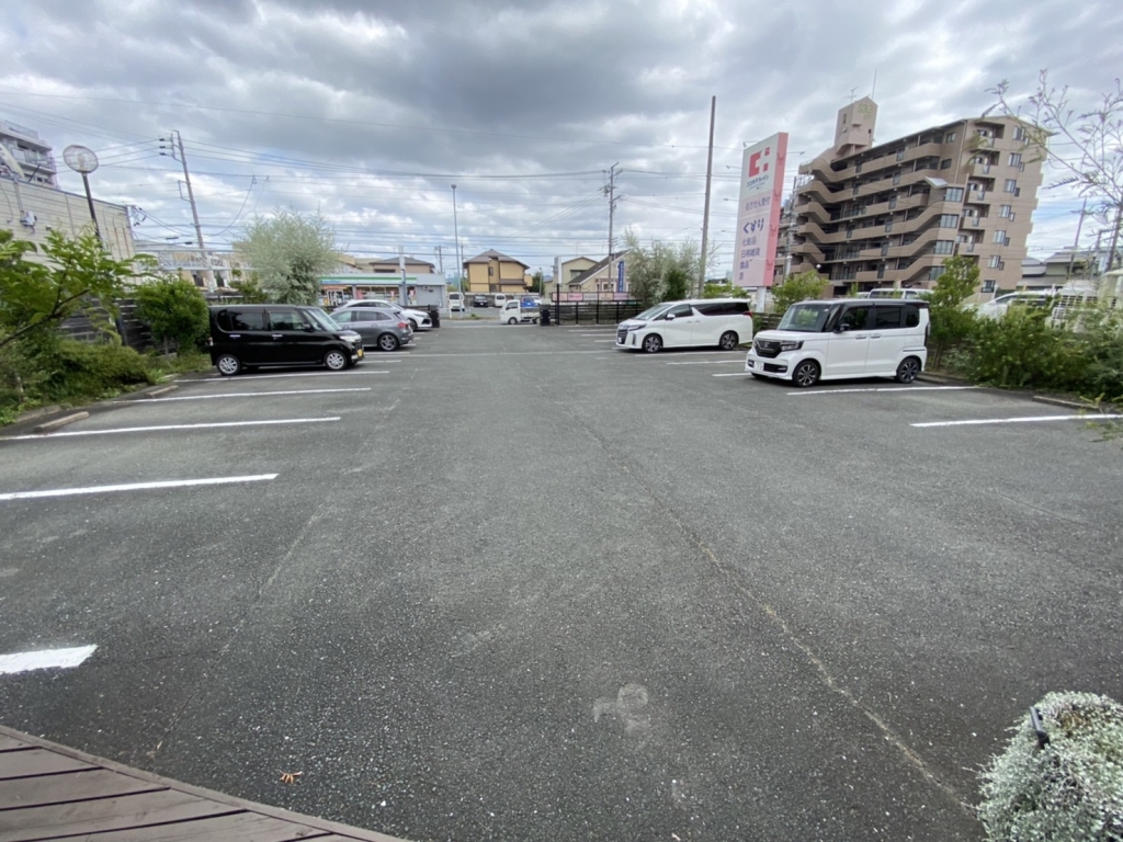 豊橋プルクワの駐車場