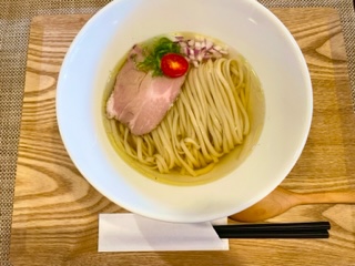 玄米と麺ワタナベの汁ソバ塩味