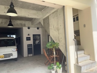 BonaFoodAtelier 店前