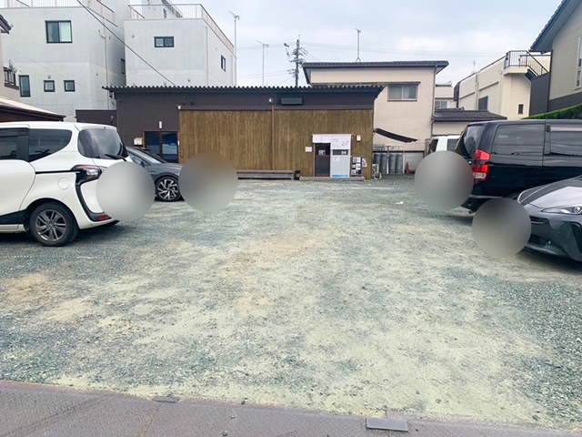 豊橋市　菰口町　ラーメン　中華そば　つけ麺　三八3 　sanyasa　駐車場