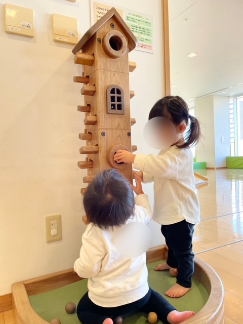 豊橋市　こども未来館ここにこ　子育てプラザ　木のおもちゃ