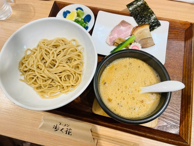 豊橋市　ラーメン歩く花　濃厚つけ麺