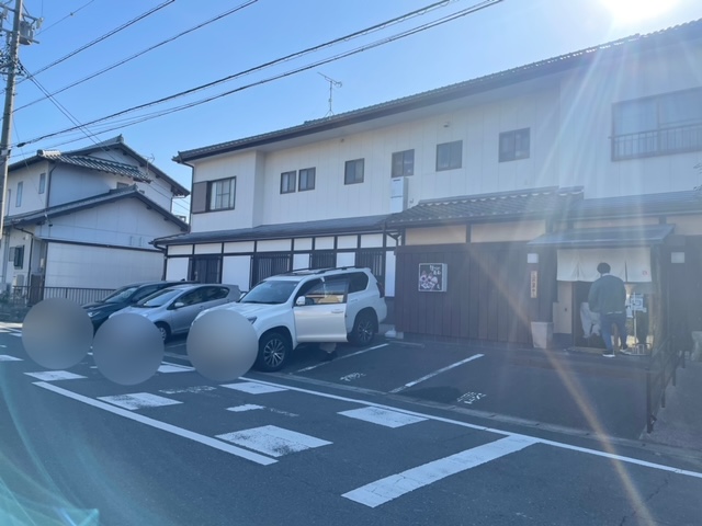 豊橋市　湯だまり蕎麦　庵　駐車場