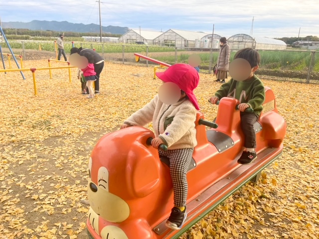 豊川市　大和ちびっ子広場　犬の遊具