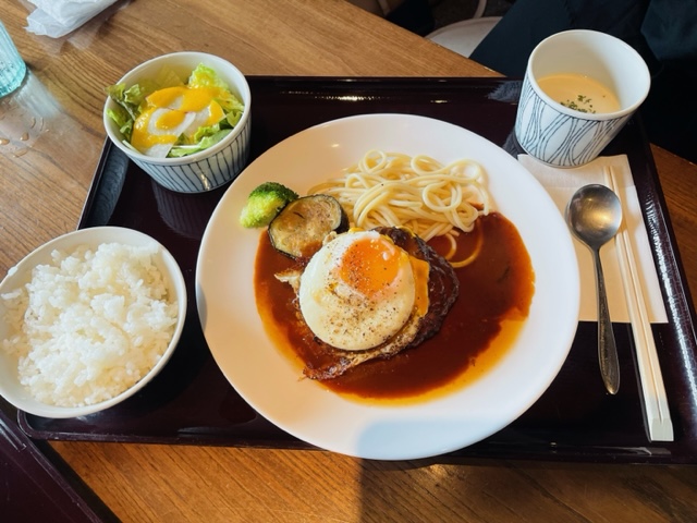 豊橋市　洋食ビストロにっころや　ハンバーグ