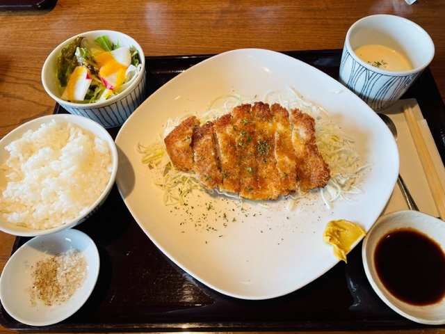 豊橋市　洋食ビストロにっころや　焼きとんかつ